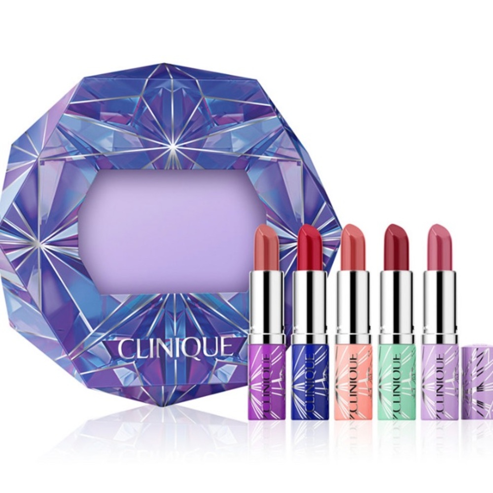 Set features five luscious shades for lips that pop